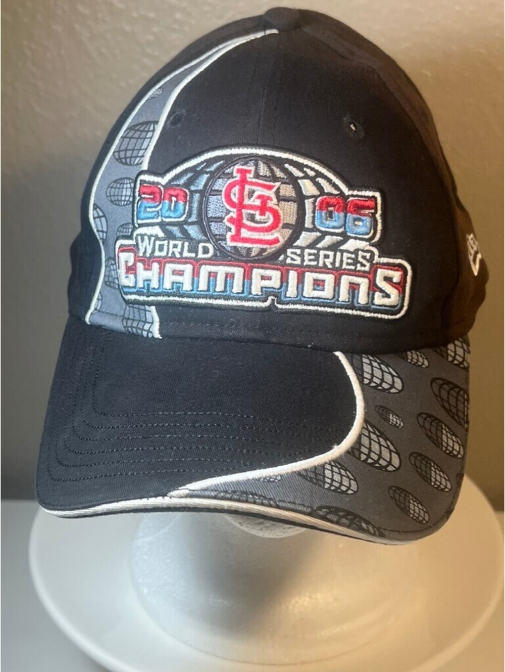 St. Louis Cardinals 2006 World Series Champions New Era Hat Cap OSFA MLB